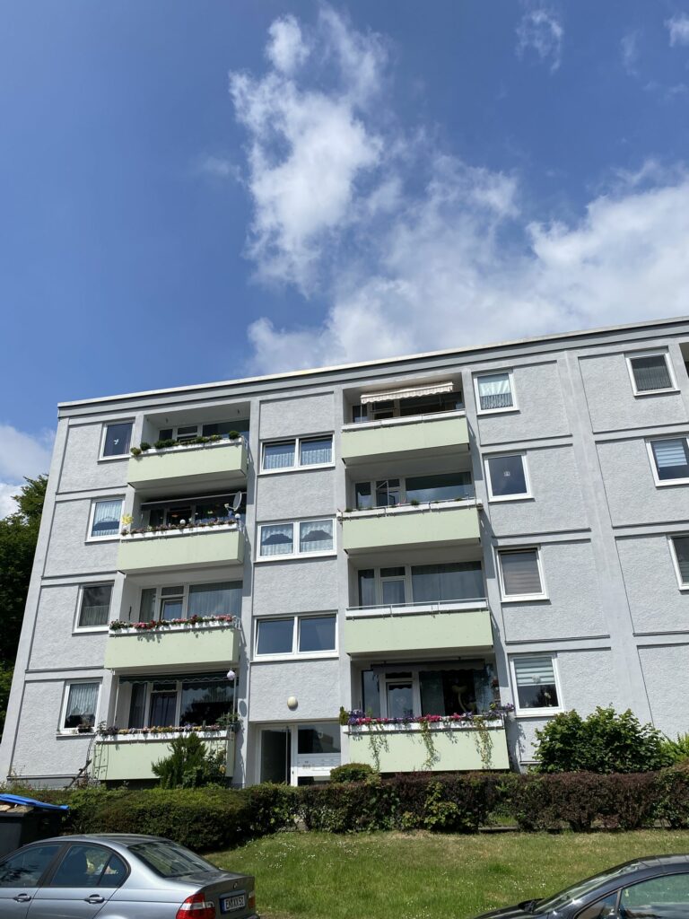 56 Dachgeschossausbauten Witten 3 56 Dachgeschoss Ausbauten in Wittten vor der Sanierung