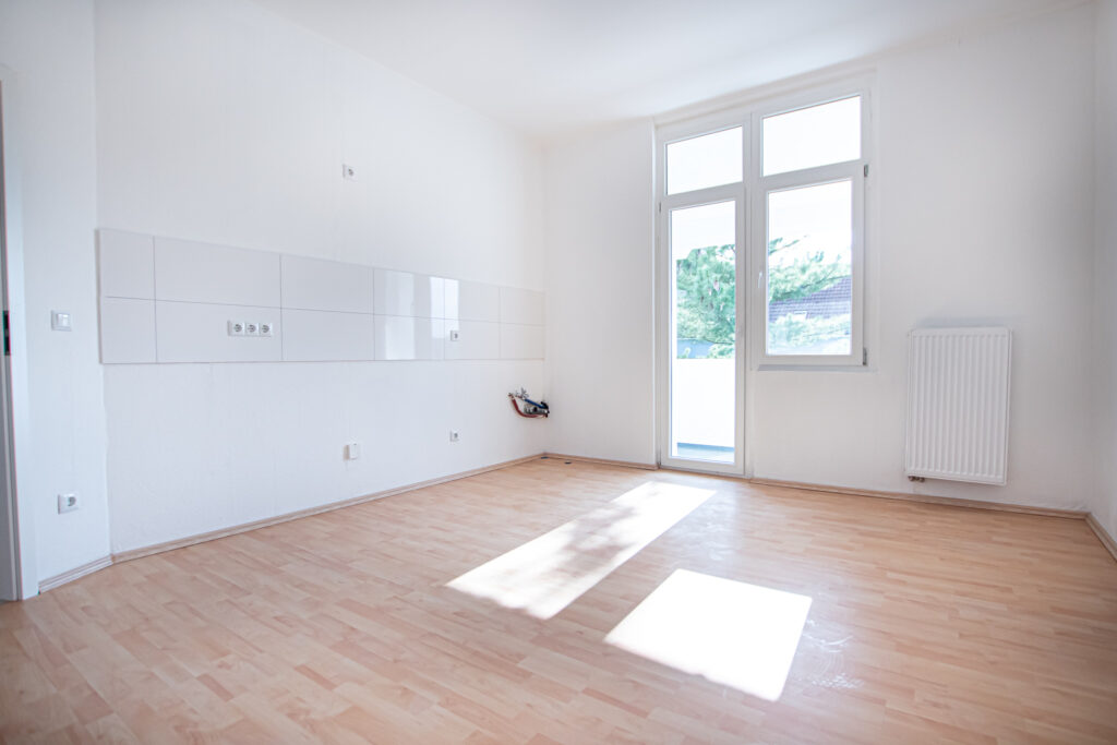 Hagen - Küche Kernsanierte Küche eines Mehrfamilienhauses in Hagen