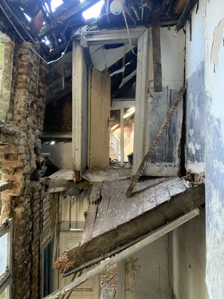 Krefeld Kernsanierung eines Mehrfamilienhauses in Krefeld