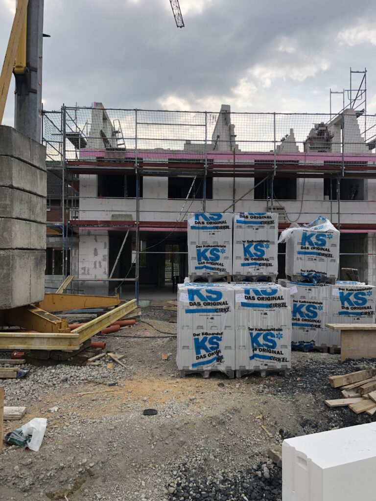 IMG_0283 Bauarbeiten der Fassade einer Neubau Stadtvilla in Dortmund