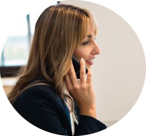 Unsere Kundenbetreuerin beim Gespräch mit einem Immobilien Investor